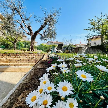 Apartment Ares - Vicino Al Di Garda E Stazione Treno Desenzano del Garda