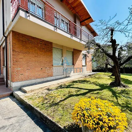 Ares - Vicino Al Di Garda E Stazione Treno Apartment *