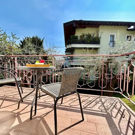 Apartment Ares - Vicino Al Di Garda E Stazione Treno